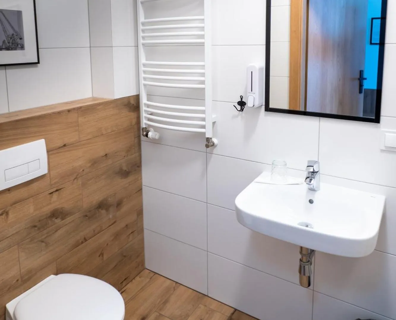 Bed & Breakfast Sleep Port B&B - Bezplatny Parking Gdansk